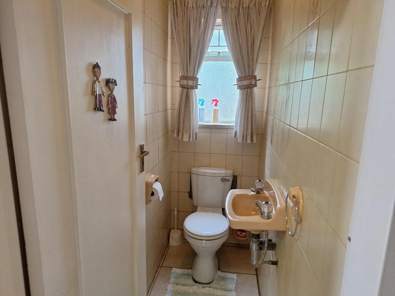 5 Bedroom Property for Sale in Orkney North West